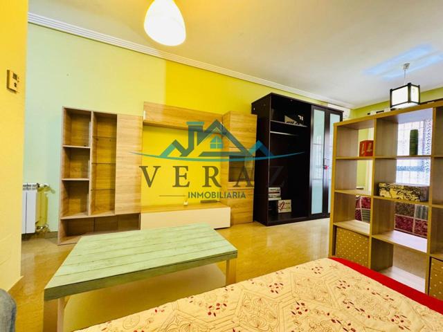 Estudio en venta en Talavera de la Reina de 45 m2 photo 0