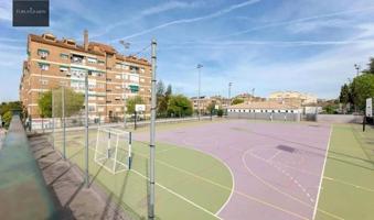 Venta de local en San Francisco Javier de 205 m² photo 0