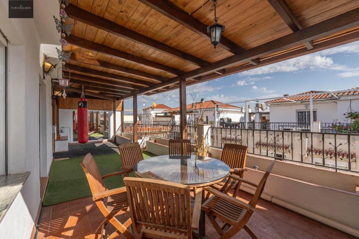 EN VENTA, ÁTICO-DÚPLEX CON 3 DORMITORIOS, TERRAZA DE 43 M2 Y GARAJE (CHURRIANA DE LA VEGA) photo 0