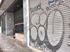 Local en Avda Constitucion photo 0