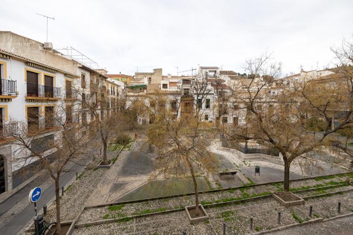 OPORTUNIDAD UNICA EN EL BARRIO DE SAN ILDEFONSO photo 0