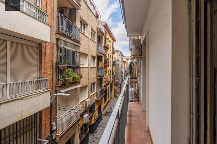 PISO EN CALLE SAN VICENTE FERRER - GRANADA. photo 0