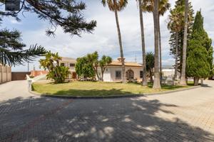 VILLA EN EL PUNTALÓN. MOTRIL photo 0