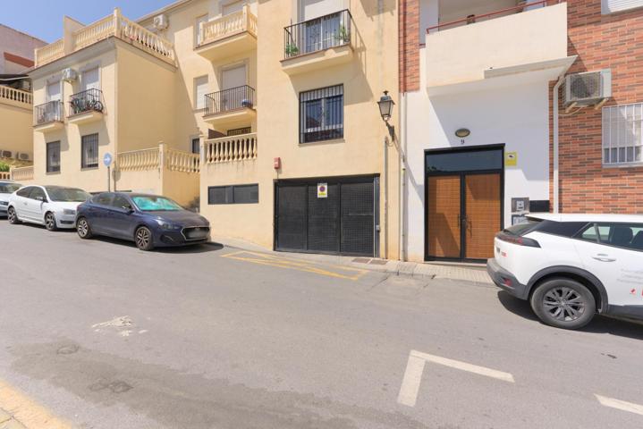 PLAZA DE PARKING EN LAS GABIAS photo 0