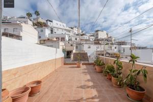 Casa adosada en Salobreña de 3 dormitorios con amplia terraza y vistas preciosas photo 0