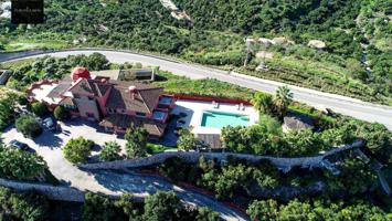 Unifamiliar En venta en Almuñécar - Velilla - Taramay, Almuñecar photo 0