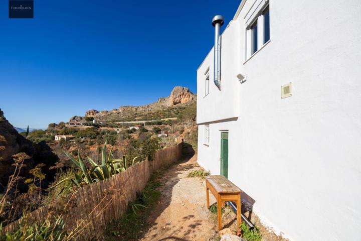 FINCA RÚSTICA CON VIVIENDA REFORMADA photo 0