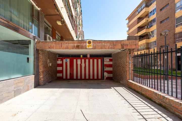 !!FANTÁSTICA PLAZA DE APARCAMIENTO EN VILLAREJO!! photo 0