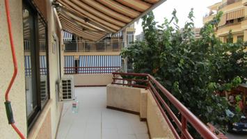 Piso con gran terraza en Oropesa, playa La Concha photo 0