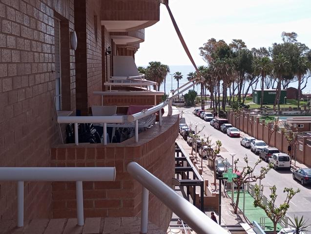 Apartamento con vistas al mar en Magic World photo 0