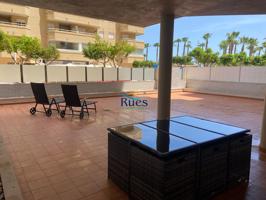 Apartamento en primera línea de playa de Magic World photo 0