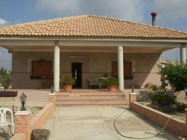 Chalet en venta en Crevillente (Cerca de Catral) photo 0