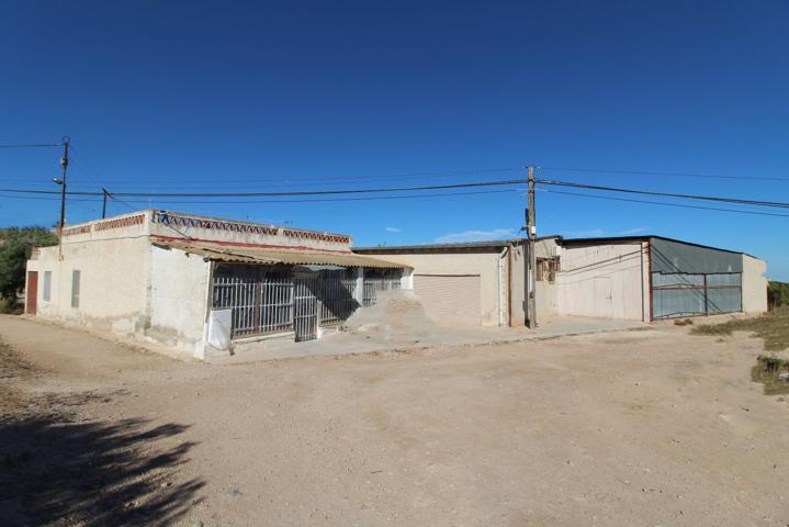 Casa de campo con almacén en venta en Crevillente (Alicante) photo 0