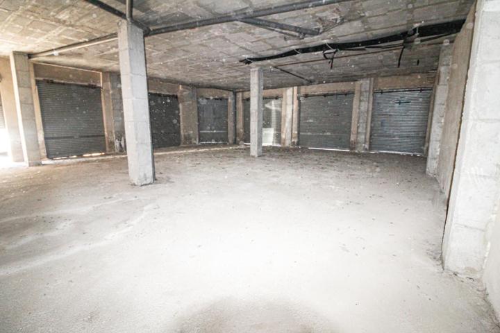 Local comercial en venta en Catral (Alicante) photo 0