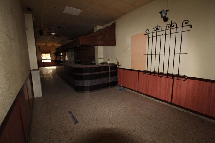 Local comercial en venta en Crevillente (Alicante) photo 0