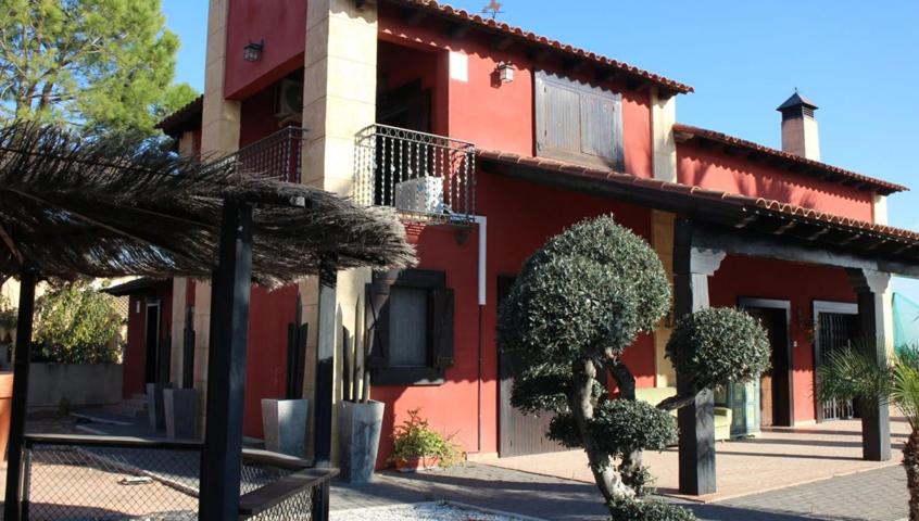 Chalet en venta en Catral (Alicante), de Lujo photo 0