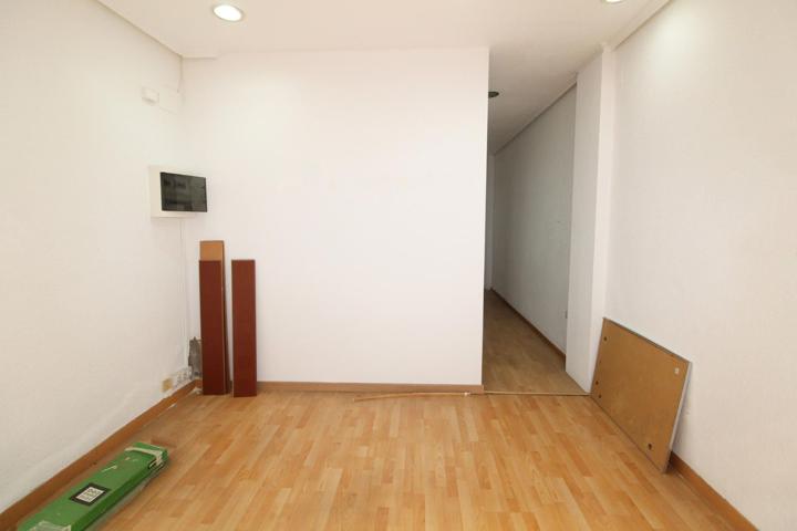 Local Comercial en venta en Crevillent (Alicante) 100 m2. photo 0