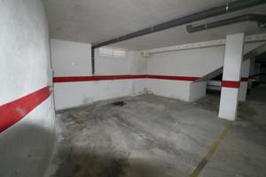 Plaza de garaje en venta en Catral (Alicante) photo 0