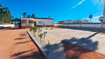 Chalet en alquiler y venta en Catral (Alicante) photo 0
