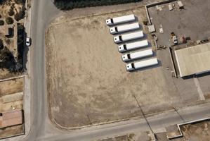 Se alquilan plazas de parking para tráiler en Crevillent (Alicante) photo 0