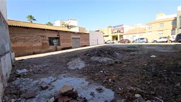 SE VENDE TERRENO de 350m2 LOS ALCAZARES (CENTRO) photo 0