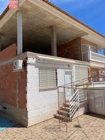 OPORTUNIDAD PARA UN GRAN INVESION DUPLEX CON PARCELA DE 250M2 SEMI CONSTRUIDO CON PROYECTO APROBADO photo 0