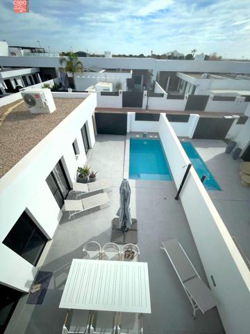 ESPECTACULAR VILLA DE 3 DORMITORIOS CON PISCINA PRIVADA Y SOLARIUM EN ROLDAN MURCIA photo 0