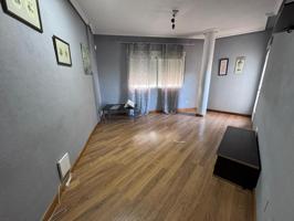SE VENDE PISO EN EL CENTRO DE SAN JAVIER CON TRES HABITACIONES Y ASCENSOR photo 0