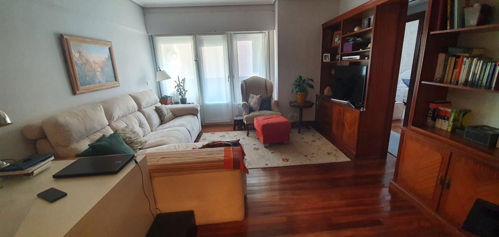 Casa En alquiler en Maidagan, Sta. María De Getxo, Getxo photo 0