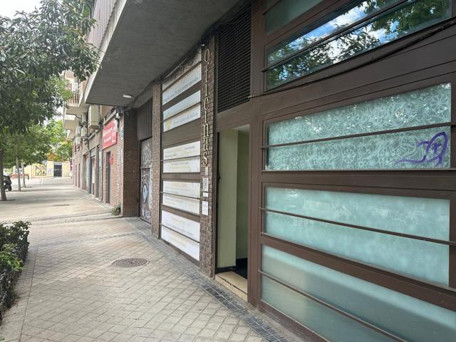 Casa En alquiler en Calle De Téllez, Retiro, Madrid photo 0