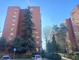 Piso En venta en Cl Virgen De Las Viñas, Villa De Vallecas, Madrid photo 0