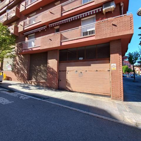 13 plazas de parking. photo 0