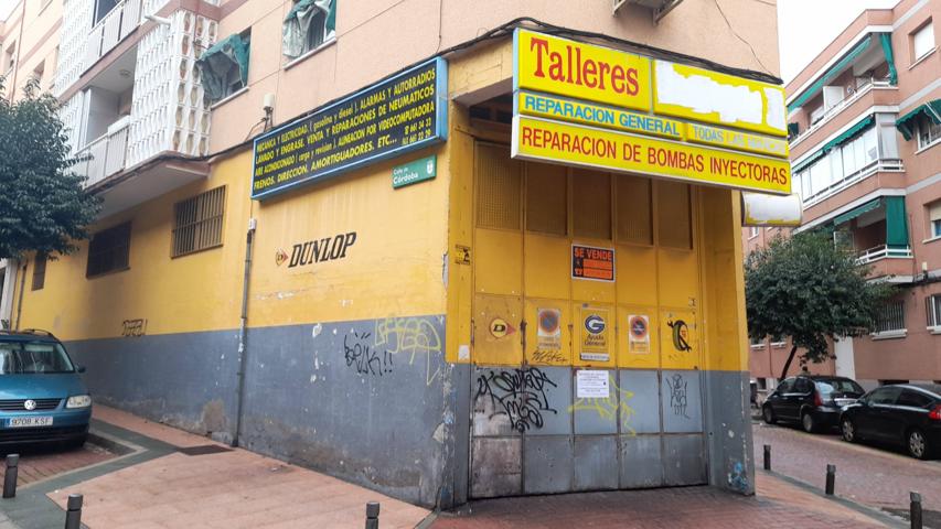 Local comercial en venta Alcobendas con posibilidad de vivienda photo 0