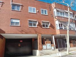 Piso totalmente reformado de 3 habitaciones en Los Arroyos photo 0