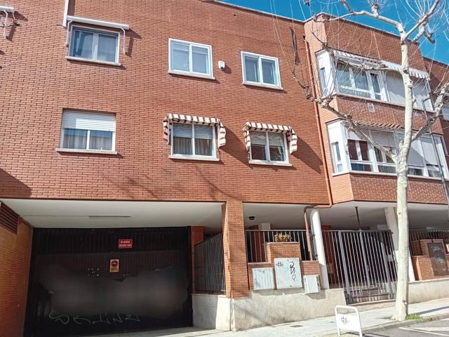 Piso totalmente reformado de 3 habitaciones en Los Arroyos photo 0