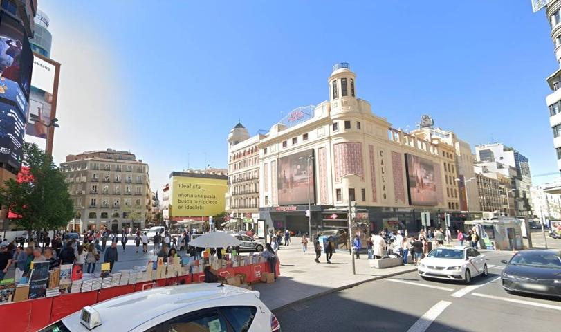 Exclusiva piso en el corazón de Madrid photo 0