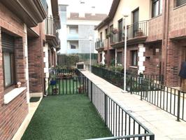 Adosado en alquiler en Cuarte de Huerva de 180 m2 photo 0