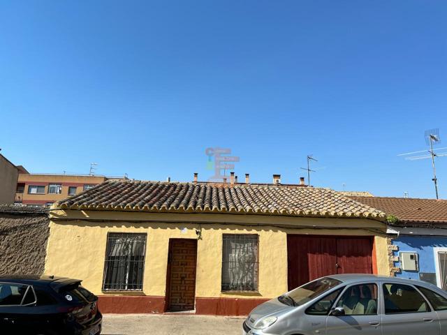 Casa - Chalet en venta en Zaragoza de 126 m2 photo 0