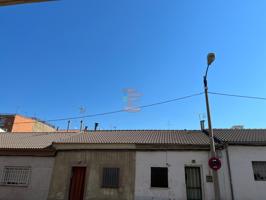 Casa - Chalet en venta en Zaragoza de 139 m2 photo 0