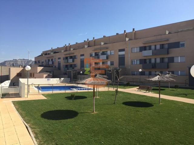 Ático en venta en Cadrete de 158 m2 photo 0