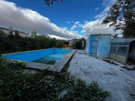 Casa - Chalet en venta en Pinseque de 162 m2 photo 0