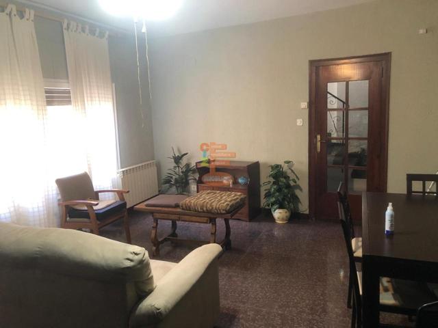Casa De Pueblo en venta en Mallén de 170 m2 photo 0
