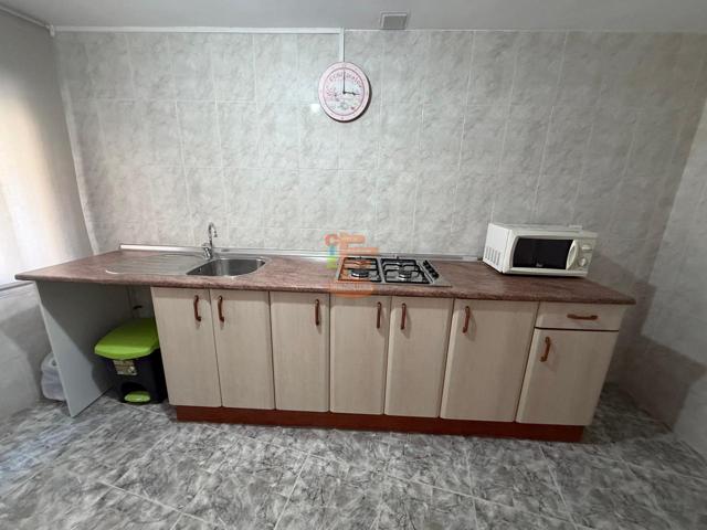Casa - Chalet en venta en Bureta de 160 m2 photo 0