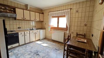 Casa - Chalet en venta en Figueruelas de 264 m2 photo 0