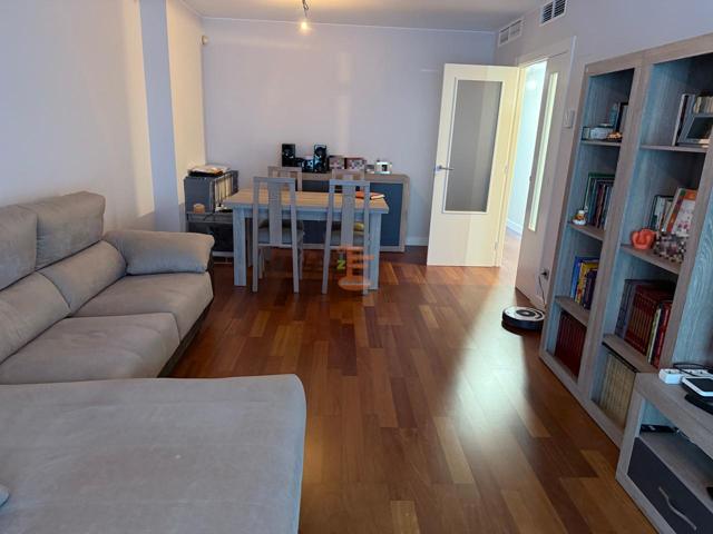 Piso en alquiler en Zaragoza de 136 m2 photo 0