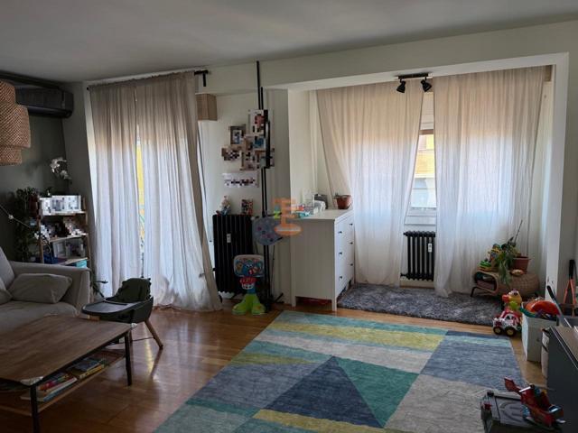 Piso en venta en Zaragoza de 87 m2 photo 0
