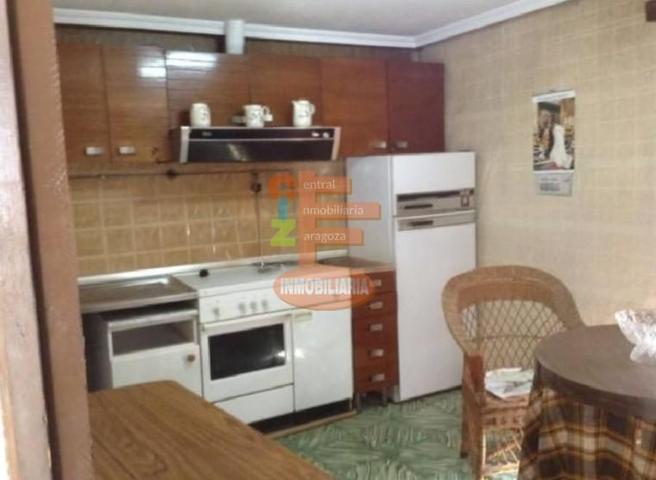 Casa - Chalet en venta en Sestrica de 290 m2 photo 0