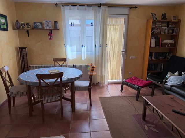 Casa - Chalet en venta en Ferreruela de Huerva de 100 m2 photo 0