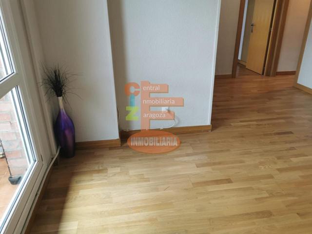 Piso en venta en Tudela de 77 m2 photo 0