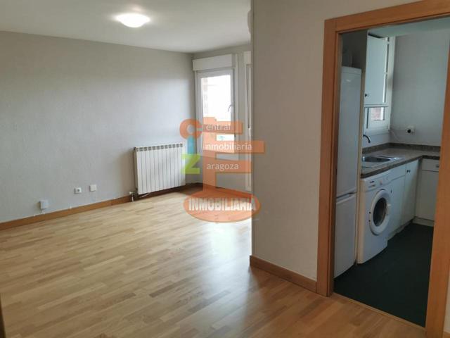 Piso en venta en Tudela de 77 m2 photo 0
